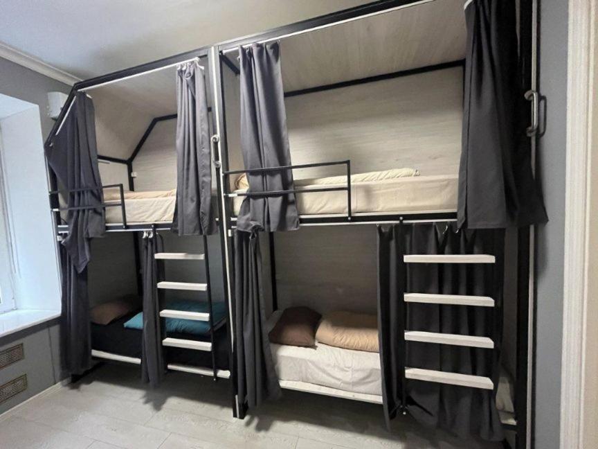 Friends Hostel Kiev Extérieur photo